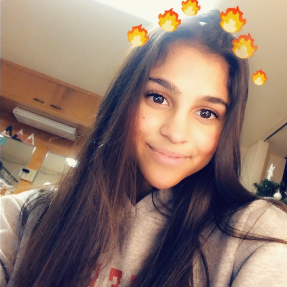 Meet your Posher, Lauren